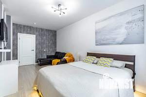 1-к квартира, посуточно, 40м2, 2/20 этаж