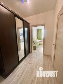 Студия квартира, посуточно, 35м2, 9/17 этаж