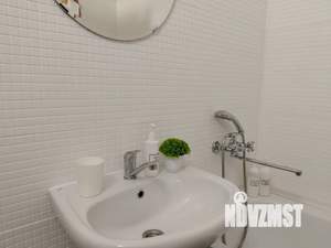 Студия квартира, посуточно, 35м2, 24/25 этаж