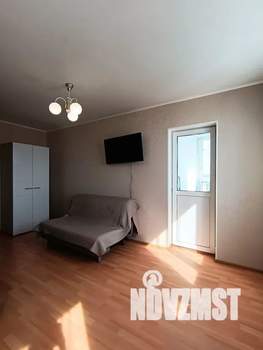 Студия квартира, посуточно, 32м2, 12/15 этаж