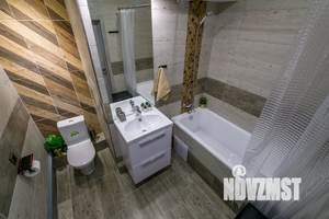 1-к квартира, посуточно, 42м2, 3/32 этаж