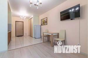 1-к квартира, посуточно, 35м2, 9/16 этаж