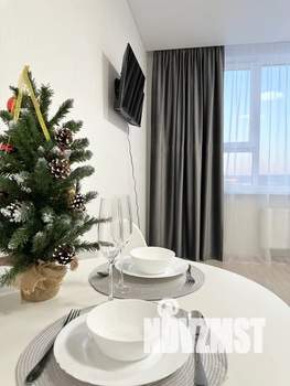 Студия квартира, посуточно, 30м2, 19/28 этаж