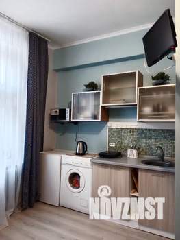 Студия квартира, посуточно, 20м2, 1/5 этаж