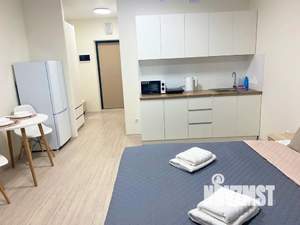 Студия квартира, посуточно, 30м2, 10/28 этаж