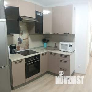 1-к квартира, посуточно, 42м2, 16/20 этаж