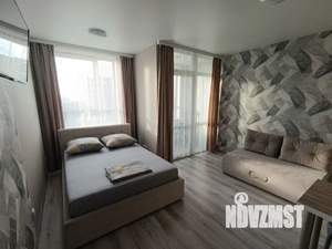 Студия квартира, посуточно, 30м2, 17/32 этаж