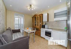 1-к квартира, посуточно, 53м2, 1/1 этаж