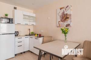 1-к квартира, посуточно, 42м2, 16/37 этаж
