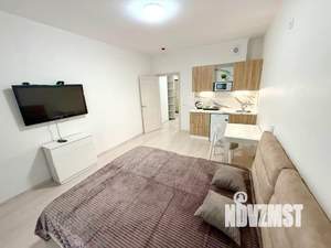 Студия квартира, посуточно, 30м2, 23/25 этаж