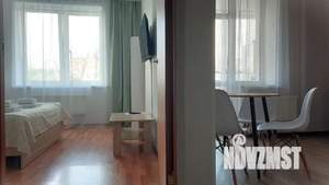 1-к квартира, посуточно, 42м2, 2/18 этаж