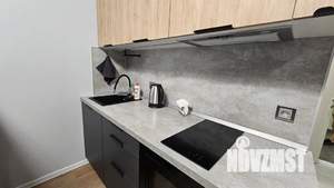 Студия квартира, посуточно, 23м2, 23/24 этаж