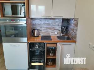 1-к квартира, посуточно, 44м2, 8/32 этаж