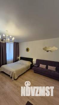 Студия квартира, посуточно, 35м2, 5/19 этаж