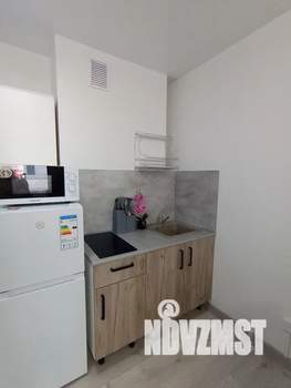 Студия квартира, посуточно, 23м2, 21/28 этаж