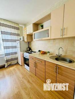 1-к квартира, посуточно, 38м2, 1/1 этаж