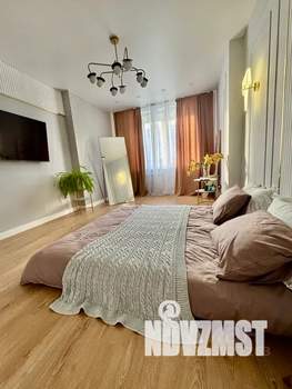 2-к квартира, посуточно, 66м2, 2/25 этаж