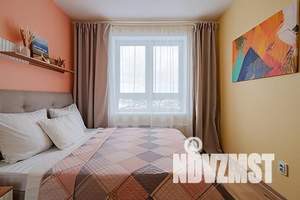 1-к квартира, посуточно, 38м2, 12/18 этаж