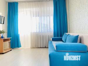 1-к квартира, посуточно, 32м2, 4/4 этаж