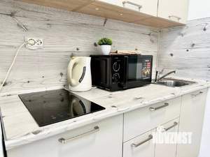 Студия квартира, посуточно, 35м2, 4/25 этаж