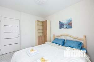 2-к квартира, посуточно, 75м2, 1/1 этаж