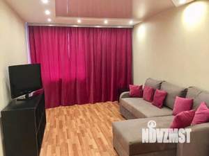 2-к квартира, посуточно, 50м2, 3/5 этаж