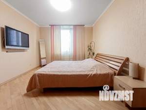 2-к квартира, посуточно, 70м2, 7/16 этаж