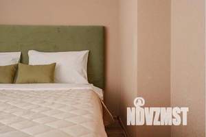 1-к квартира, посуточно, 37м2, 4/10 этаж