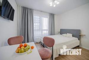 Студия квартира, посуточно, 30м2, 13/25 этаж