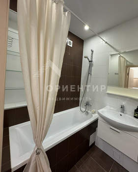 1-к квартира, на длительный срок, 50м2, 8/25 этаж