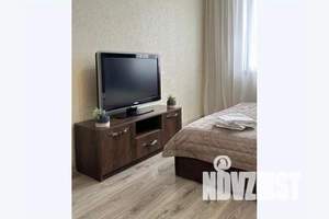 2-к квартира, посуточно, 36м2, 32/33 этаж