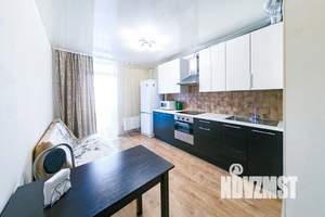 1-к квартира, посуточно, 40м2, 2/18 этаж