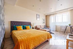 Студия квартира, посуточно, 40м2, 11/16 этаж