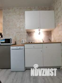 Студия квартира, посуточно, 21м2, 5/25 этаж