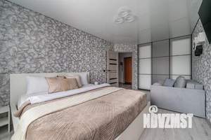 1-к квартира, посуточно, 42м2, 1/1 этаж
