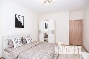 2-к квартира, посуточно, 45м2, 1/25 этаж