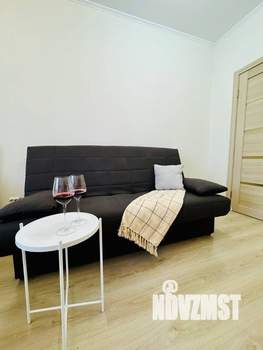 1-к квартира, посуточно, 40м2, 20/25 этаж