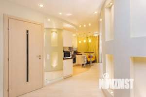 1-к квартира, посуточно, 40м2, 9/18 этаж