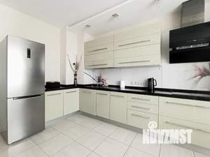 2-к квартира, посуточно, 75м2, 6/14 этаж