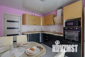 2-к квартира, посуточно, 65м2, 10/10 этаж