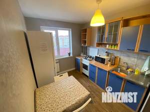 1-к квартира, посуточно, 40м2, 9/9 этаж