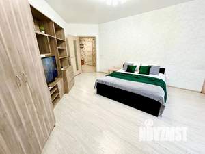 1-к квартира, посуточно, 48м2, 4/25 этаж