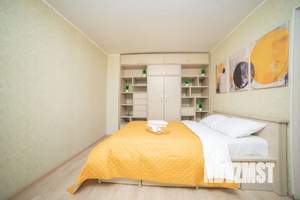 1-к квартира, посуточно, 35м2, 6/9 этаж