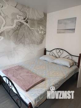 1-к квартира, посуточно, 34м2, 8/10 этаж