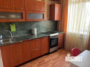 2-к квартира, посуточно, 70м2, 1/1 этаж