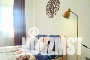 1-к квартира, посуточно, 40м2, 6/7 этаж