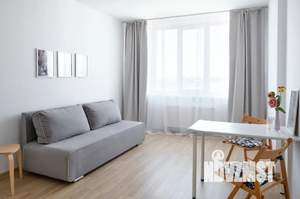 1-к квартира, посуточно, 38м2, 7/25 этаж