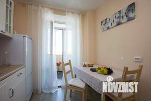 1-к квартира, посуточно, 44м2, 1/1 этаж