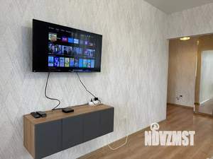 1-к квартира, посуточно, 42м2, 3/17 этаж