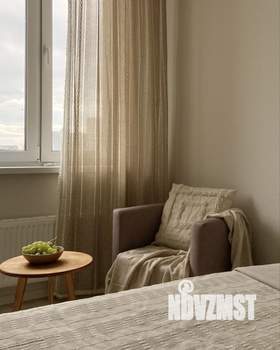 Студия квартира, посуточно, 28м2, 2/25 этаж